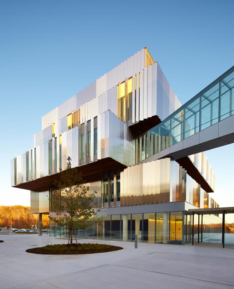 Terrence Donnelly Health Sciences Complex, University of Toronto ...