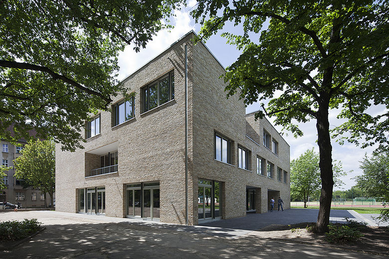 FriedrichEngelsGymnasium huber staudt architekten bda