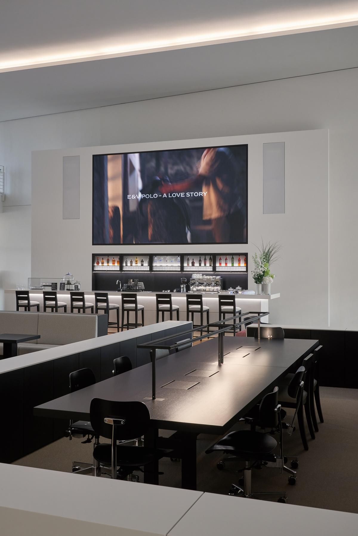 Engel & Völkers Headquarters Hamburg 1zu33