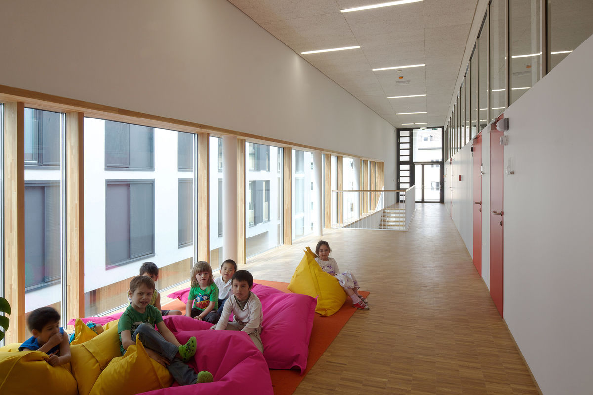 Housing and Kindergarten Lehen Dietmar Feichtinger Architectes