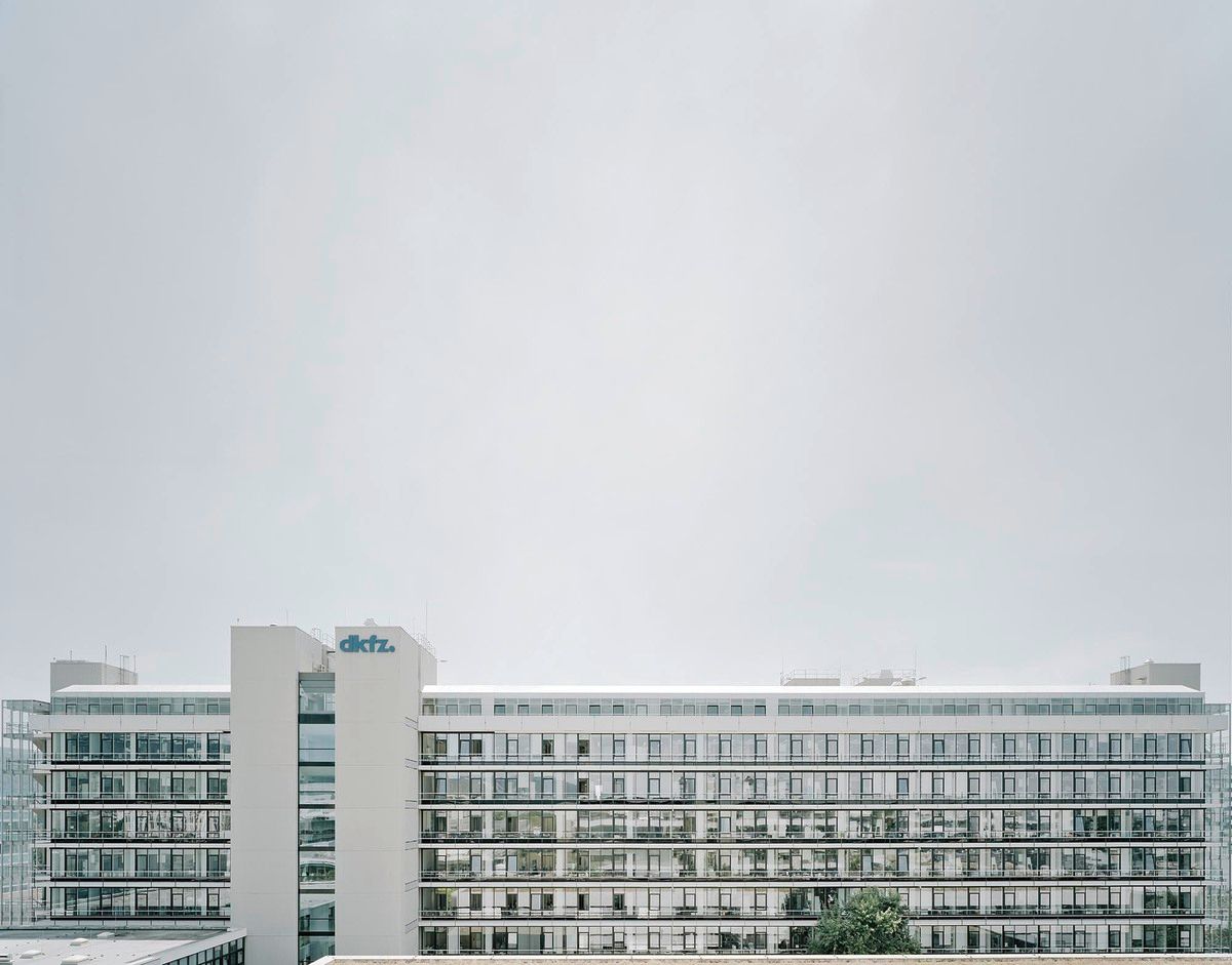 Hochhaus Und Dokumentationsgebäude, Deutsches Krebsforschungszentrum ...