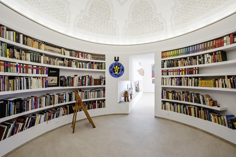 RAK, Pavillons in Marrakesch propeller z Hertha Hurnaus